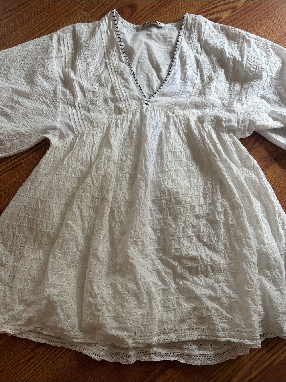 Zara White Eyelet V-Neck Casual Dress or long tunic